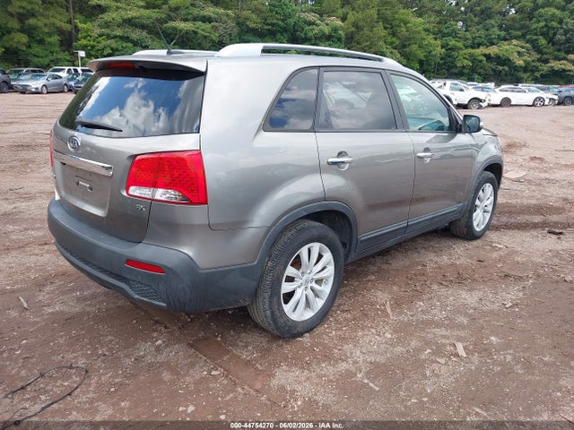 44754270 :رقم المزاد ، 5XYKUDA19BG069231 vin ، 2011 Kia Sorento Ex مزاد بيع