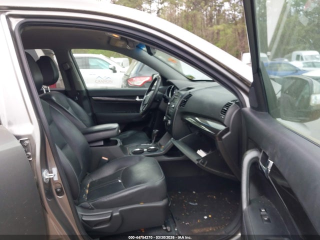 44754270 :رقم المزاد ، 5XYKUDA19BG069231 vin ، 2011 Kia Sorento Ex مزاد بيع