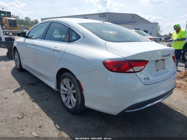 44754275 :رقم المزاد ، 1C3CCCAB6FN720490 vin ، 2015 Chrysler 200 Limited مزاد بيع