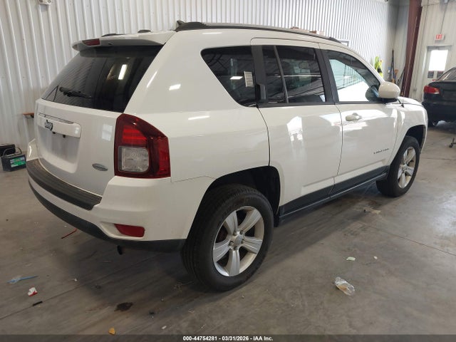 2016 JEEP COMPASS 1C4NJCEA1GD599676 Photo 3