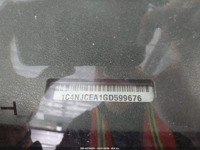 2016 JEEP COMPASS 1C4NJCEA1GD599676 Photo 8