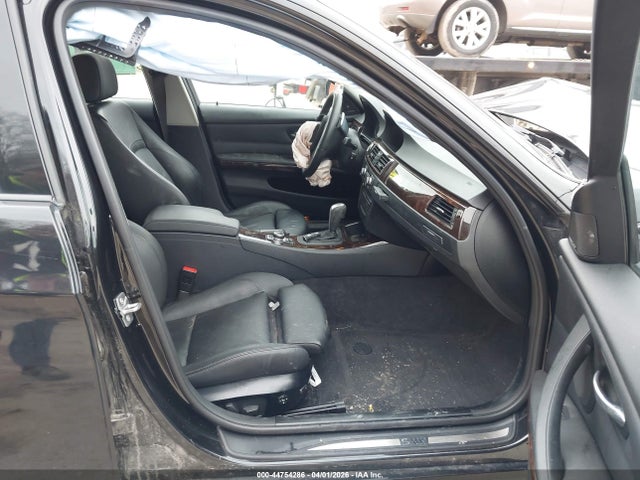 2011 BMW 335I WBAPL5G56BNN23210 Photo 4