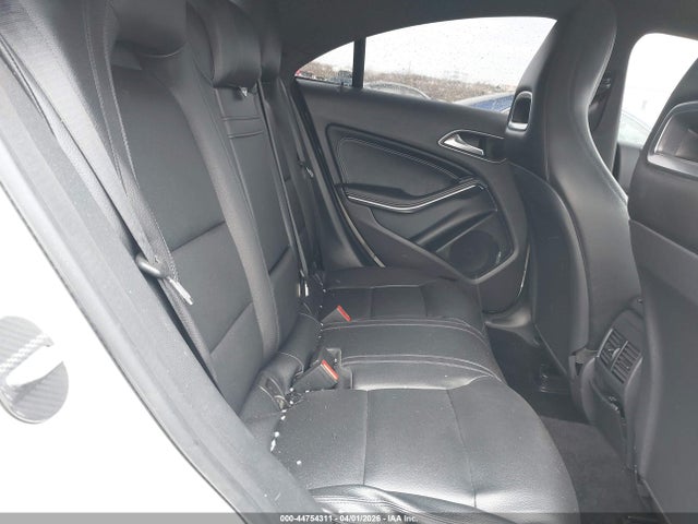 WDDSJ4GB9FN174767 Mercedes-Benz CLA 250 4MATIC
