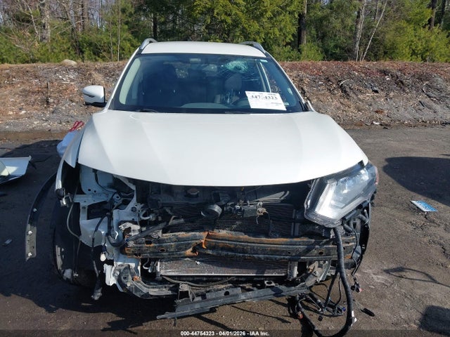 Продаж на аукціоні авто 2018 Nissan Rogue Sv, vin: KNMAT2MV6JP520371, номер лоту: 44754323