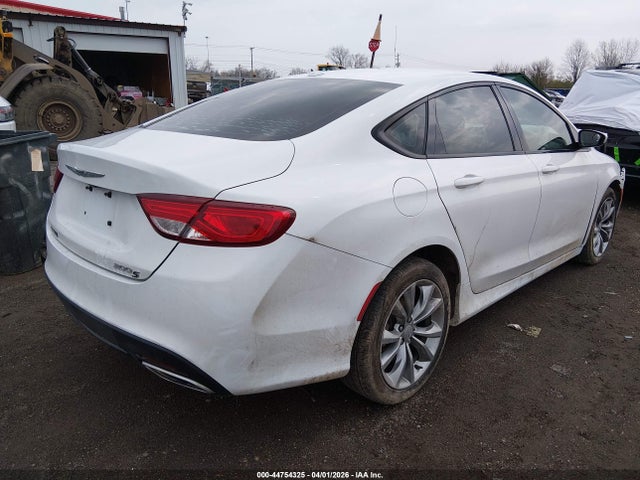 Продажа на аукционе авто 2015 Chrysler 200 S, vin: 1C3CCCBB7FN646916, номер лота: 44754325