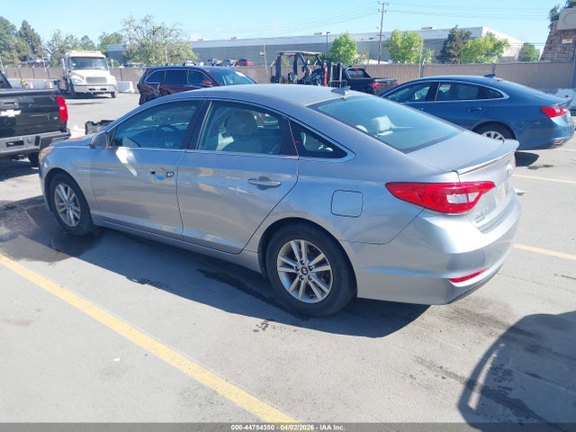 Hyundai SONATA SE 2015 5NPE24AF1FH142816 Image 3