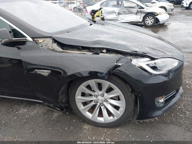 Aukcja sprzedaży 2016 Tesla Model S 60/70/75/85, vin: 5YJSA1E18GF156909, numer aukcji: 44754419
