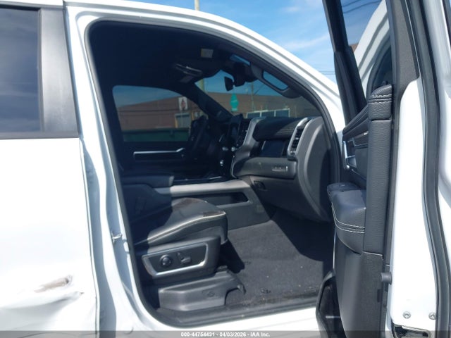 Продажа на аукционе авто 2025 Ram 1500 Laramie  4x4 5'7 Box, vin: 1C6SRFJP8SN715537, номер лота: 44754431
