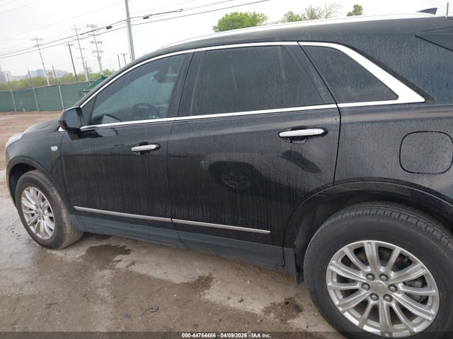 1GYKNARS7JZ150506 Cadillac Xt5 Standard