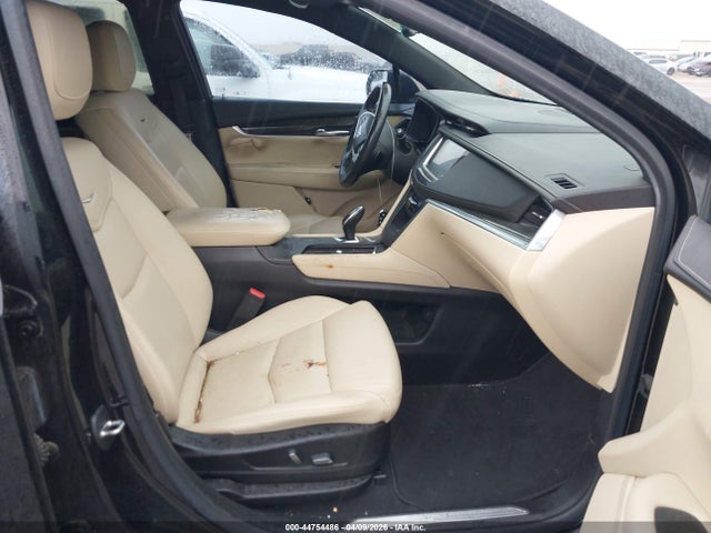 2018 CADILLAC XT5 1GYKNARS7JZ150506 Photo 4