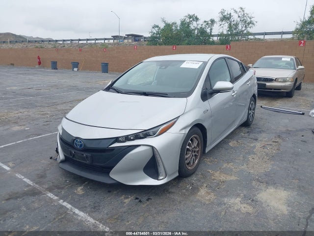 Toyota Prius Prime Xle 2021 JTDKAMFP4M3191721 Image 2