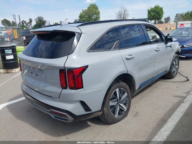 KIA SORENTO EX 2022 5XYRH4LF0NG104609 Image 4