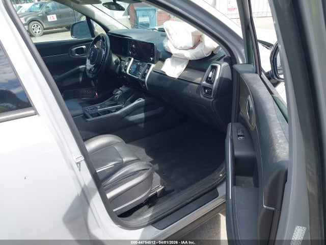 KIA SORENTO EX 2022 5XYRH4LF0NG104609 Image 5