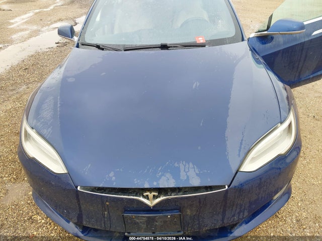 44754578 :رقم المزاد ، 5YJSA1E23GF171651 vin ، 2016 Tesla Model S 60d/70d/75d/85d/90d مزاد بيع