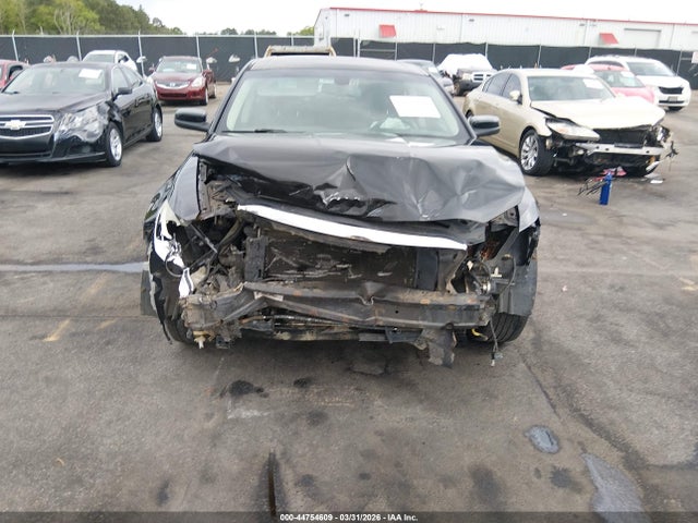 44754609 :رقم المزاد ، 1FAHP2EW9BG134318 vin ، 2011 Ford Taurus Sel مزاد بيع