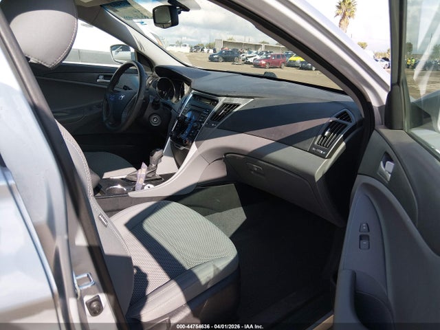 2013 HYUNDAI SONATA 5NPEB4AC2DH702412 Photo 4