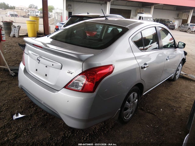 3N1CN7AP5HK472723 Nissan Versa 1.6 Sv