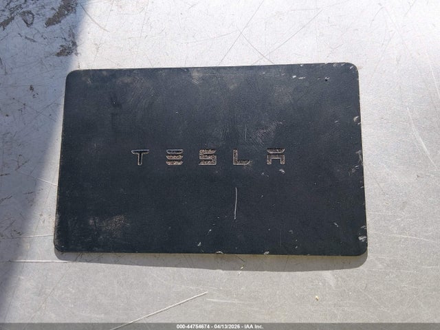 44754674 :رقم المزاد ، 5YJ3E1EB2JF078698 vin ، 2018 Tesla Model 3 Long Range/performance مزاد بيع