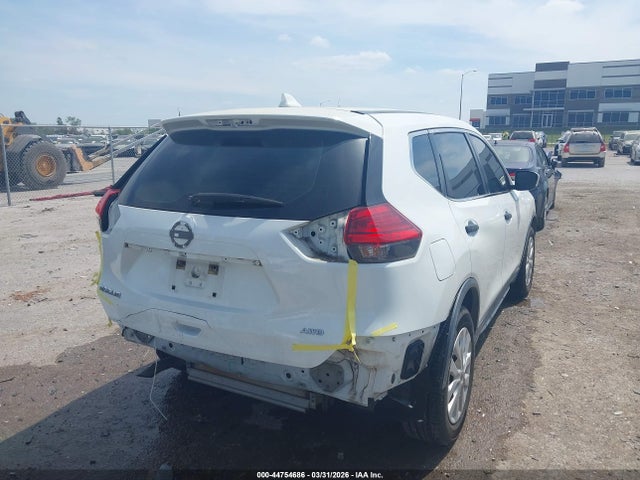 44754686 :رقم المزاد ، KNMAT2MV2HP516117 vin ، 2017 Nissan Rogue S مزاد بيع