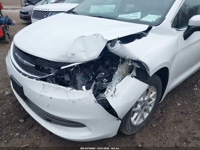 Продаж на аукціоні авто 2017 Chrysler Pacifica Lx, vin: 2C4RC1CG7HR553565, номер лоту: 44754694