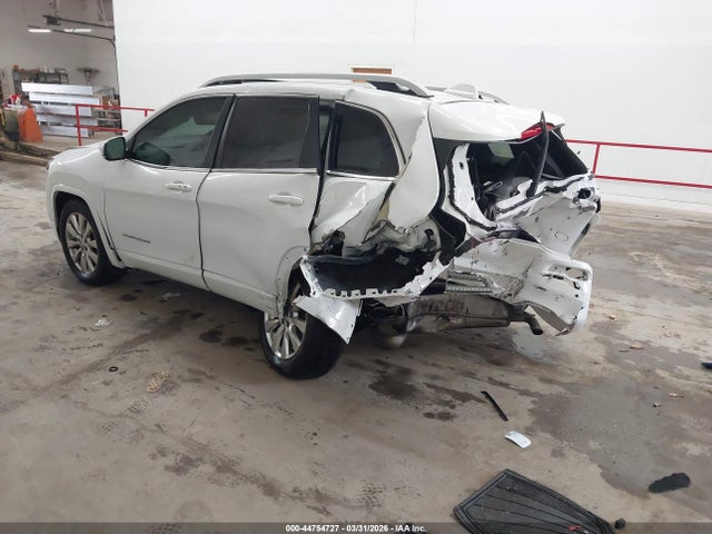 Продажа на аукционе авто 2017 Jeep Cherokee Overland 4x4, vin: 1C4PJMJSXHW590834, номер лота: 44754727