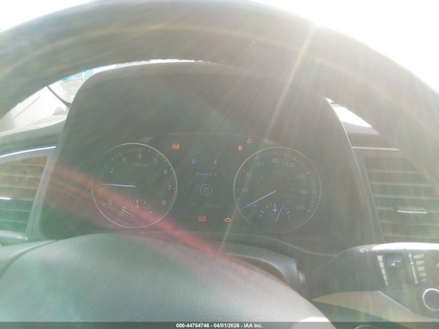 5NPD84LFXHH133042 Hyundai Elantra Value Edition