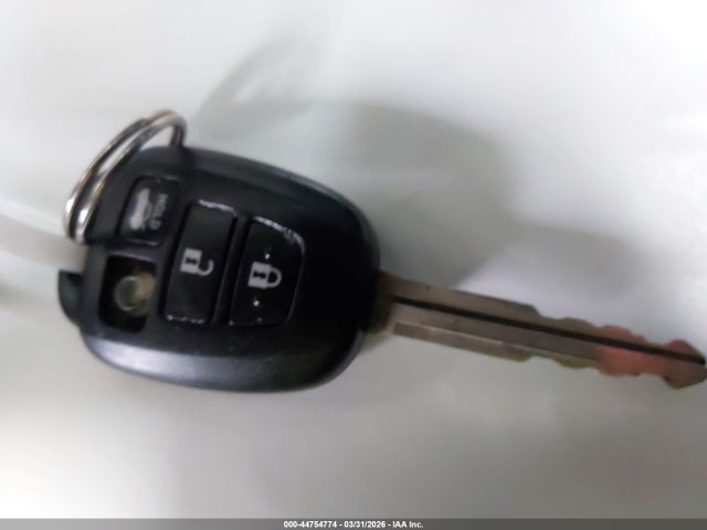 Toyota COROLLA SE 2018 5YFBURHE9JP791413 Image 11