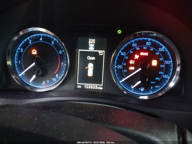 Toyota COROLLA SE 2018 5YFBURHE9JP791413 Image 7
