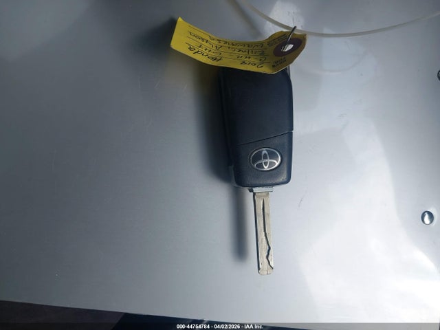 Toyota C-HR XLE 2018 NMTKHMBX4JR024768 Image 11