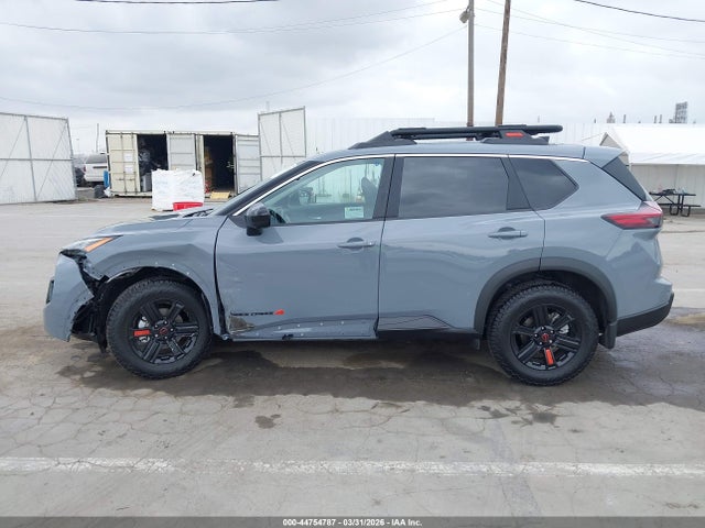 2026 Nissan Rogue Rock Creek მანქანა იყიდება აუქციონზე, vin: 5N1BT3BB4TC728869, აუქციონის ნომერი: 44754787