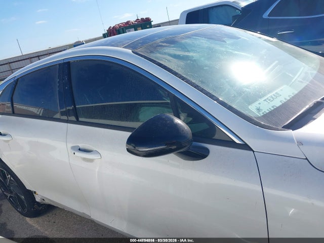 2025 Kia K5 Gt-line მანქანა იყიდება აუქციონზე, vin: KNAG64J73S5326278, აუქციონის ნომერი: 44754816