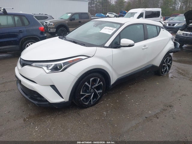 NMTKHMBX7JR059353 Toyota C-hr Xle Premium