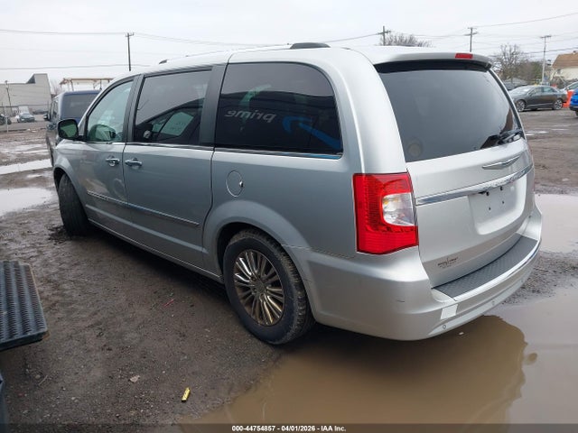 44754857 :رقم المزاد ، 2A4RR6DG4BR781258 vin ، 2011 Chrysler Town & Country Limited مزاد بيع