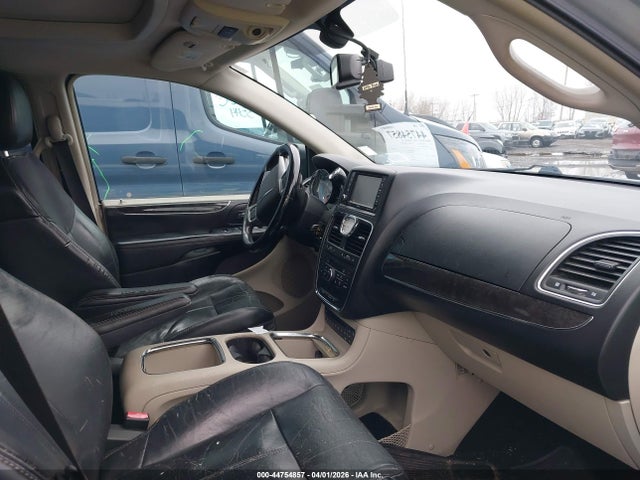 44754857 :رقم المزاد ، 2A4RR6DG4BR781258 vin ، 2011 Chrysler Town & Country Limited مزاد بيع