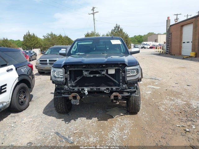 44754880 :رقم المزاد ، 3GTU2PEC6JG335669 vin ، 2018 Gmc Sierra 1500 Denali مزاد بيع
