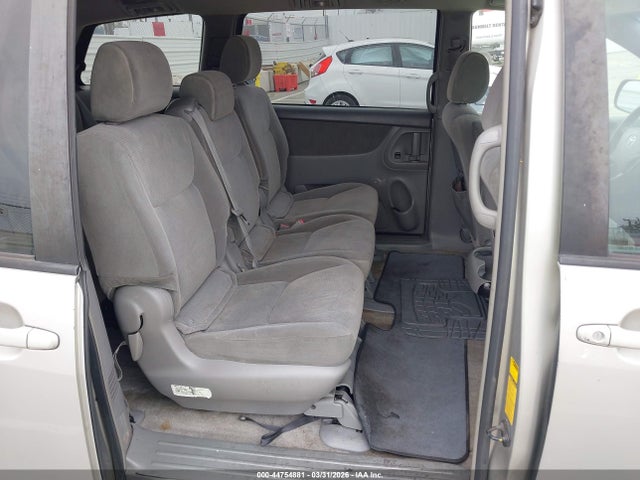 2005 TOYOTA SIENNA 5TDZA23C05S227134 Photo 7