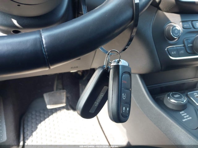 Продажа на аукционе авто 2019 Jeep Cherokee Latitude Plus 4x4, vin: 1C4PJMLN1KD212587, номер лота: 44754884