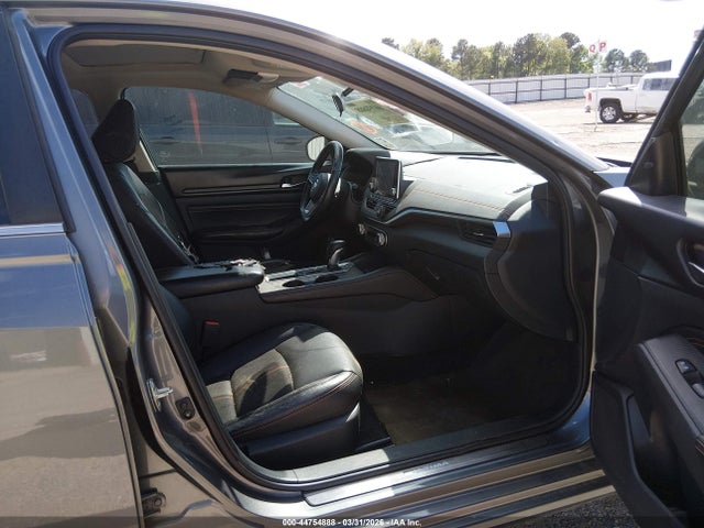 1N4BL4CV9KC128646 Nissan Altima 2.5 Sr