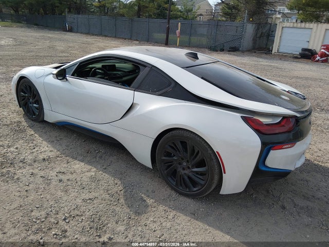 WBY2Z2C58GV675477 BMW I8