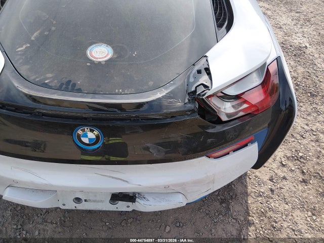 WBY2Z2C58GV675477 BMW I8