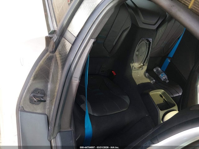 WBY2Z2C58GV675477 BMW I8