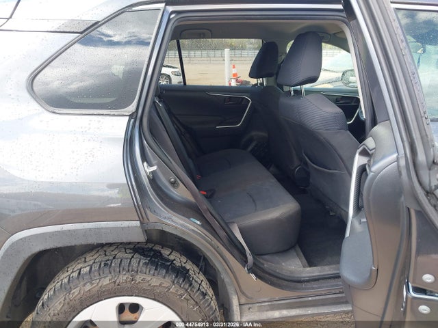 2019 Toyota Rav4 Le მანქანა იყიდება აუქციონზე, vin: JTMF1RFV0KD043960, აუქციონის ნომერი: 44754913