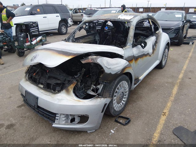 3VWH07AT3EM661284 Volkswagen Beetle 1.8t