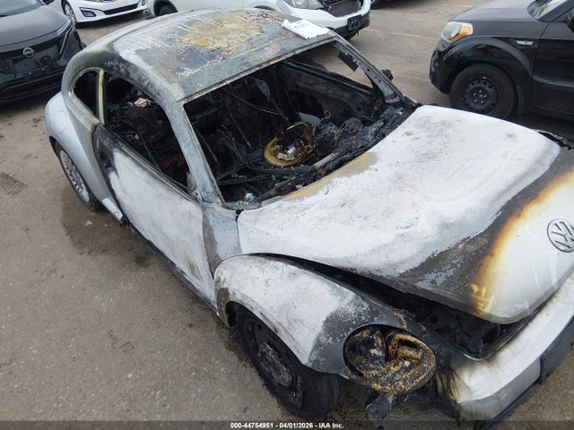 3VWH07AT3EM661284 Volkswagen Beetle 1.8t