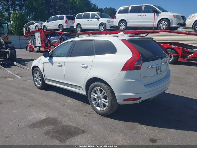 2016 VOLVO XC60 YV440MDK4G2843893 Photo 2