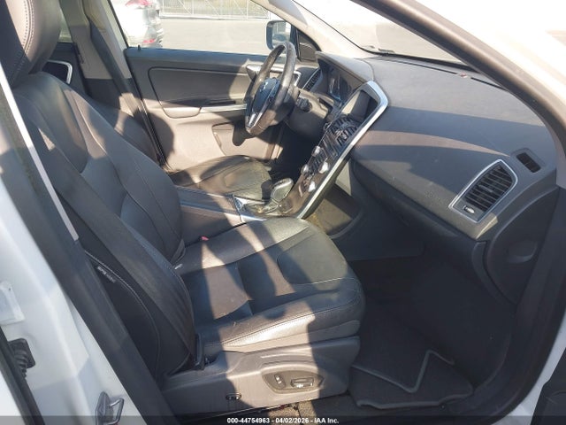 2016 VOLVO XC60 YV440MDK4G2843893 Photo 4