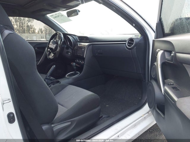 Scion TC 2014 JTKJF5C72E3078965 Image 5