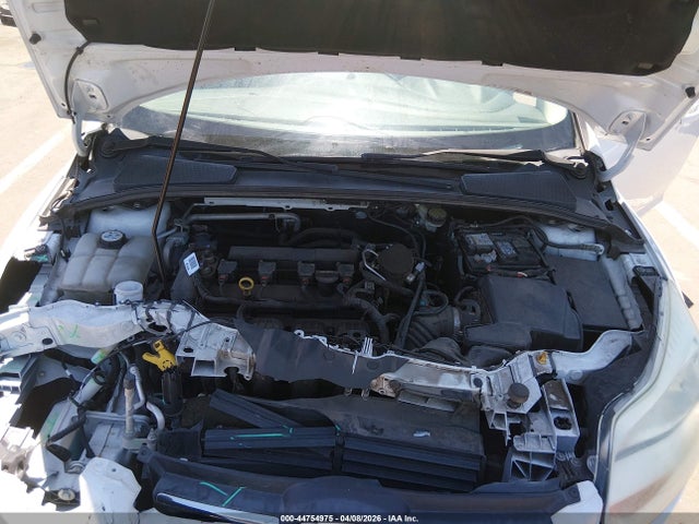 Ford FOCUS SE 2014 1FADP3F2XEL351470 Image 10