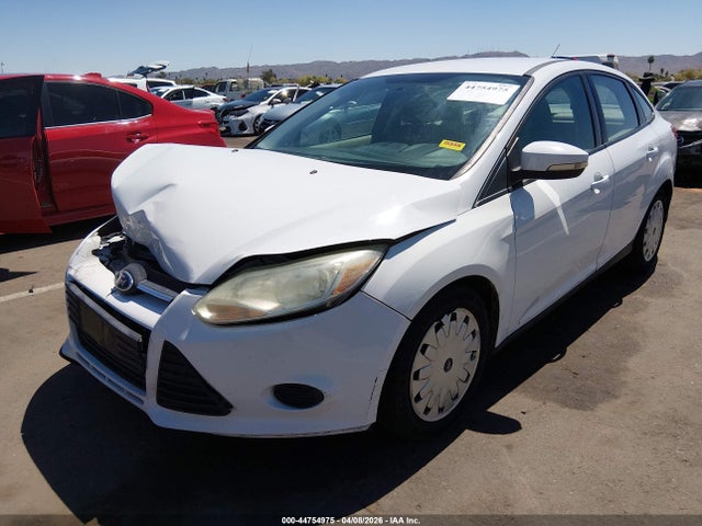 Ford FOCUS SE 2014 1FADP3F2XEL351470 Image 2