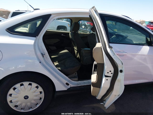 Ford FOCUS SE 2014 1FADP3F2XEL351470 Image 8
